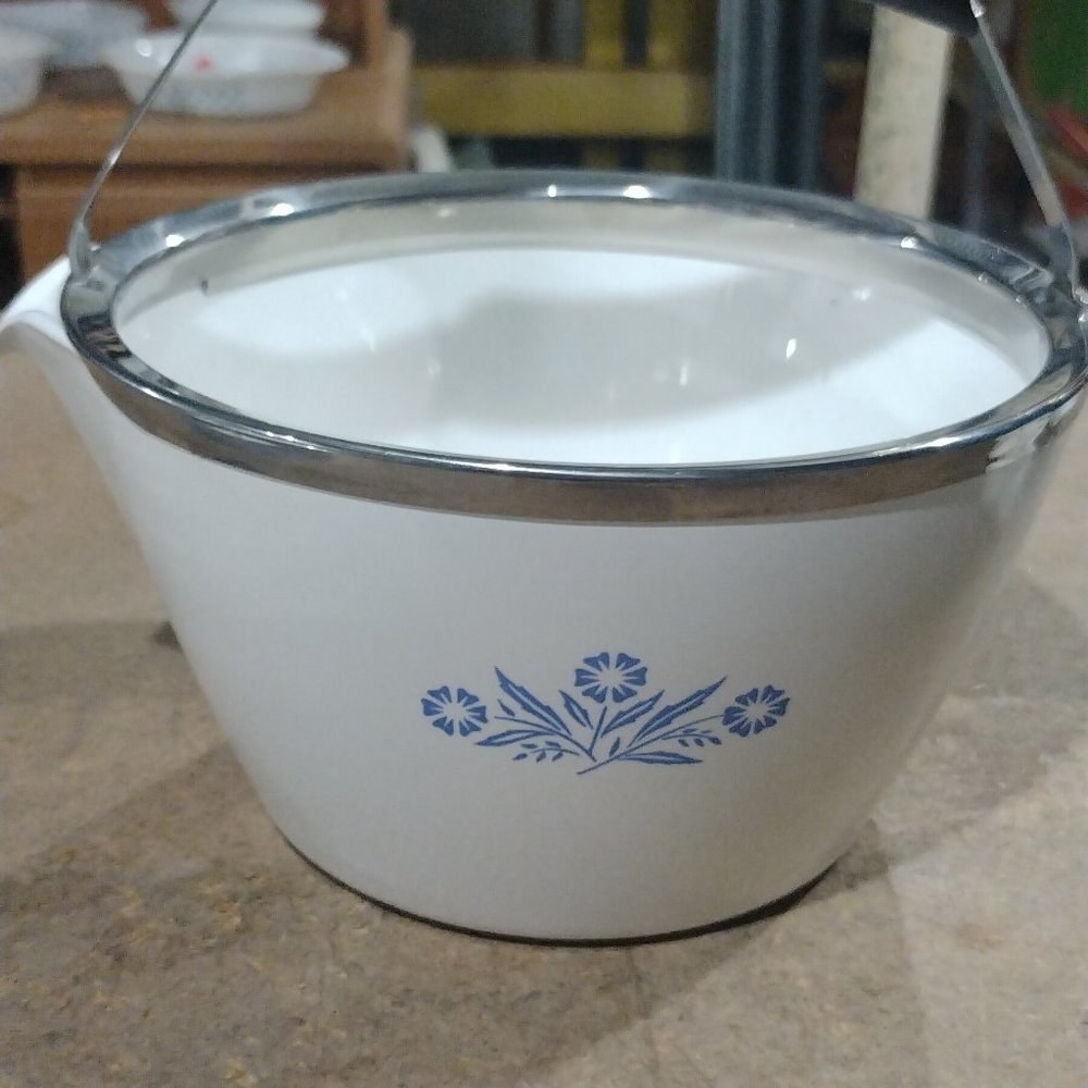 Rare Vintage 1970 P.57 never been used 2 qt deluxe tea kettle by corningware